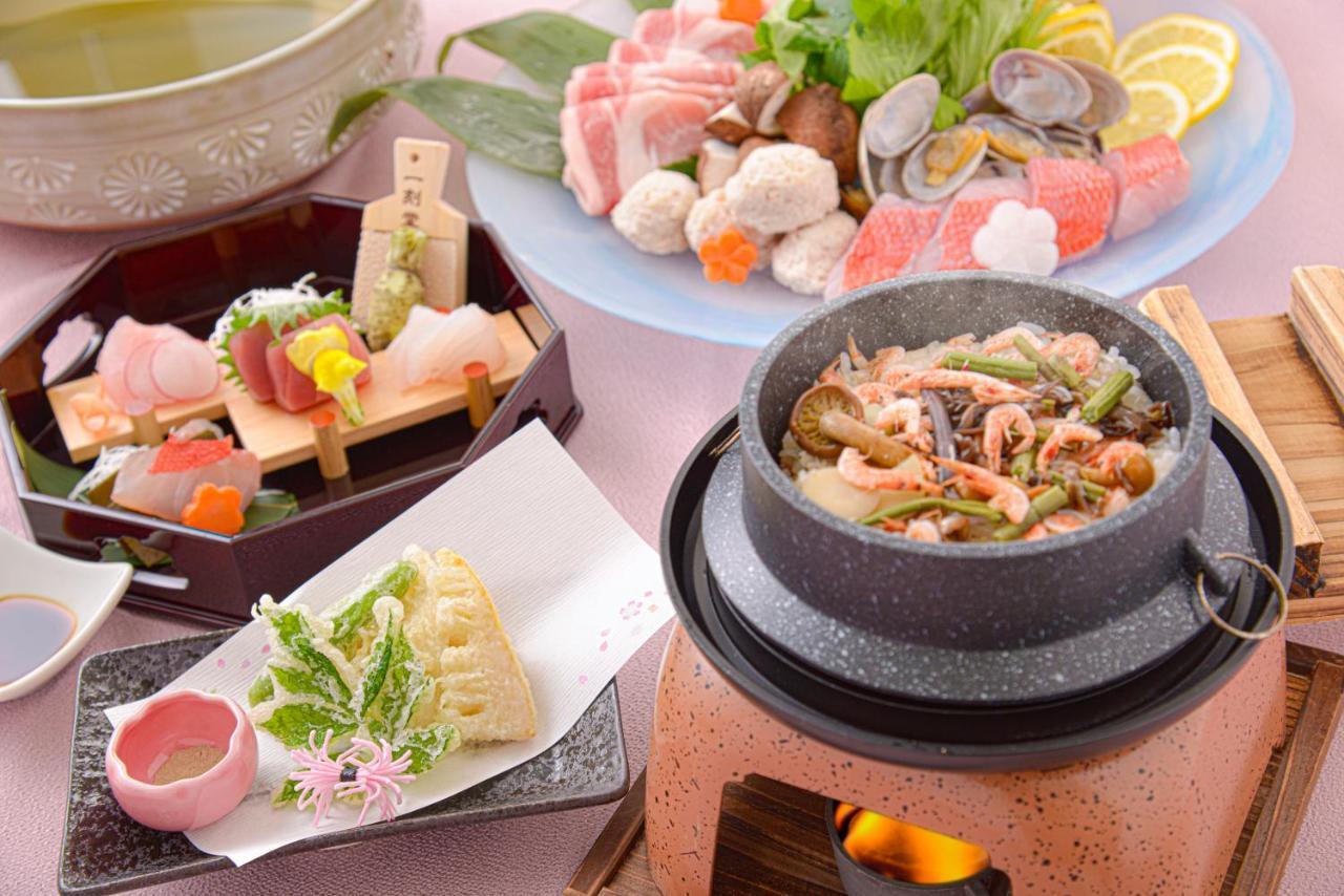The Gran Resort Elegante Izu Хигасиидзу Экстерьер фото